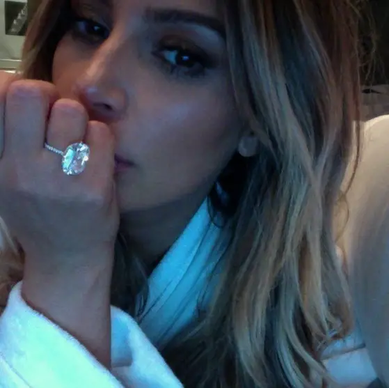 Kim Kardashian shows off a much SMALLER wedding ring which replaces her  HUGE £3.5million sparkler that was snatched in the Paris robbery | The  Irish Sun